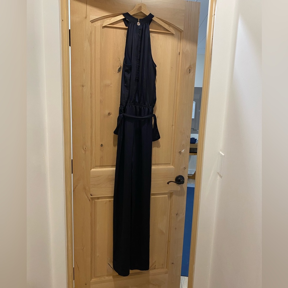 Gorgeous Satin Dark Blue Jumpsuit
Tommy Hillfiger